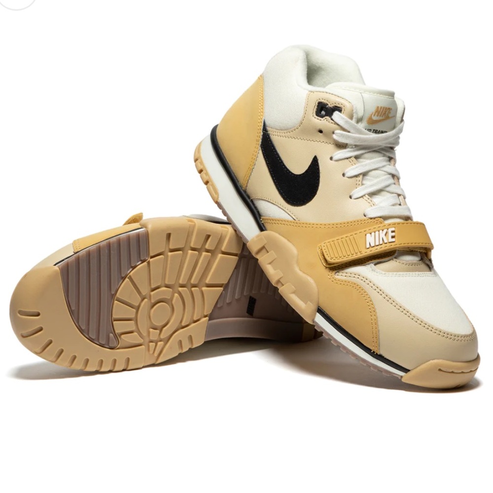 NIKE AIR TRAINER 1 (COCONUT MILK/BLACK/TEAM GOLD/SAIL) - Picture 1 of 8